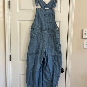 Universal Thread Light Blue Denim Overalls Jumpsuit